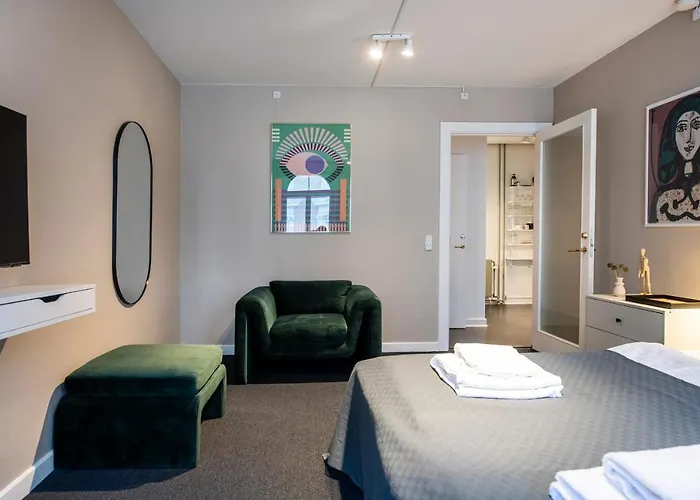 Kings Square By Daniel&jacob's