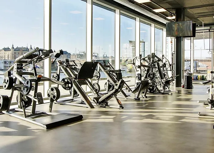 Kings Square By Daniel&jacob's *