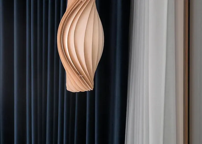 Kings Square By Daniel&jacob's *